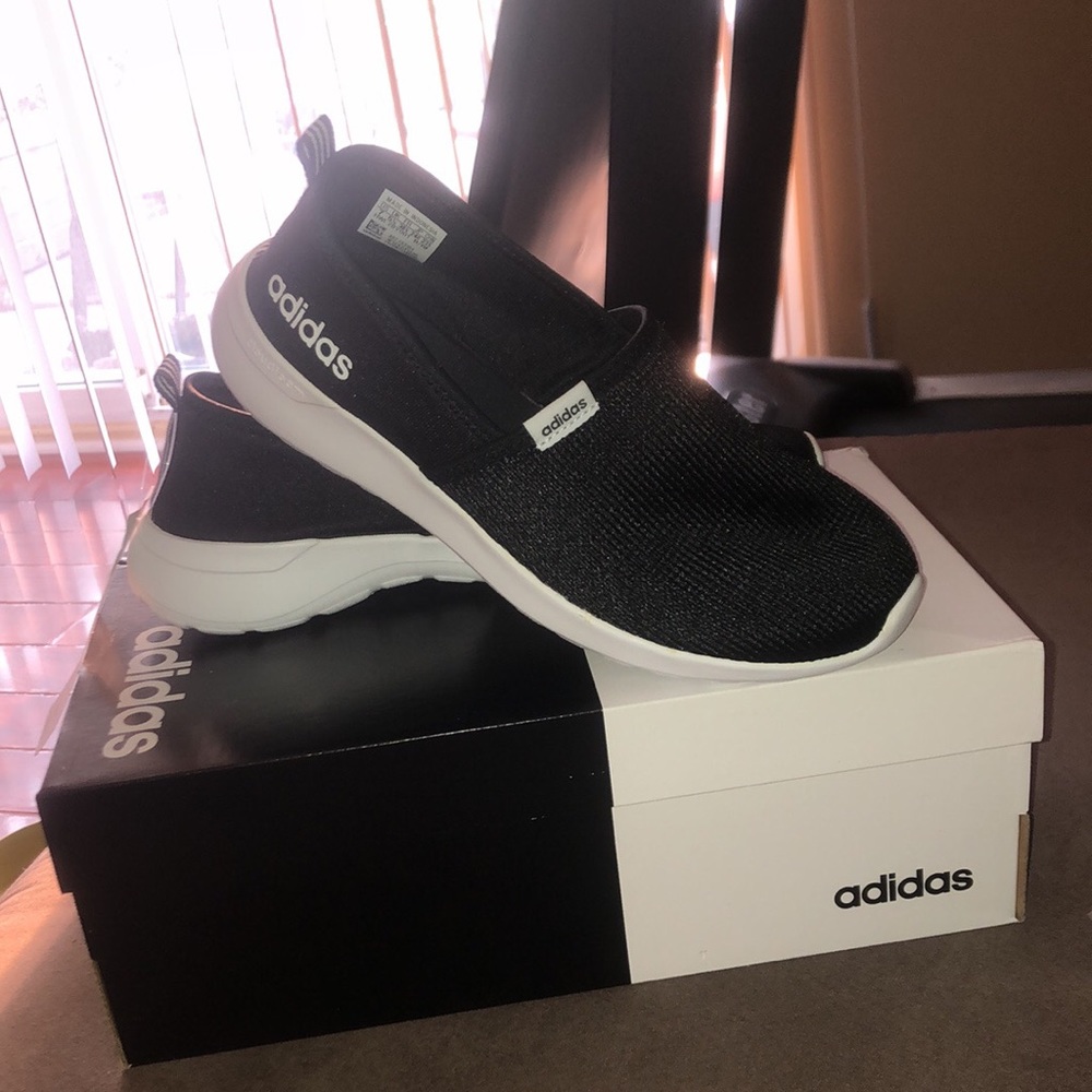 adidas slip on brand new